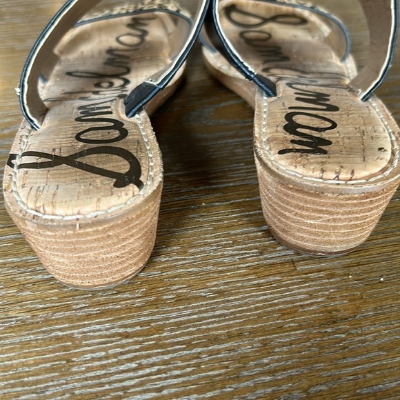 EUC Sam Edelman Gala Two Strap Low Wedge Sandal Size 8 - Picture 3 of 6